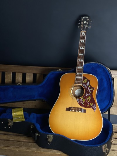Gibson 2010 Hummingbird Ice Tea